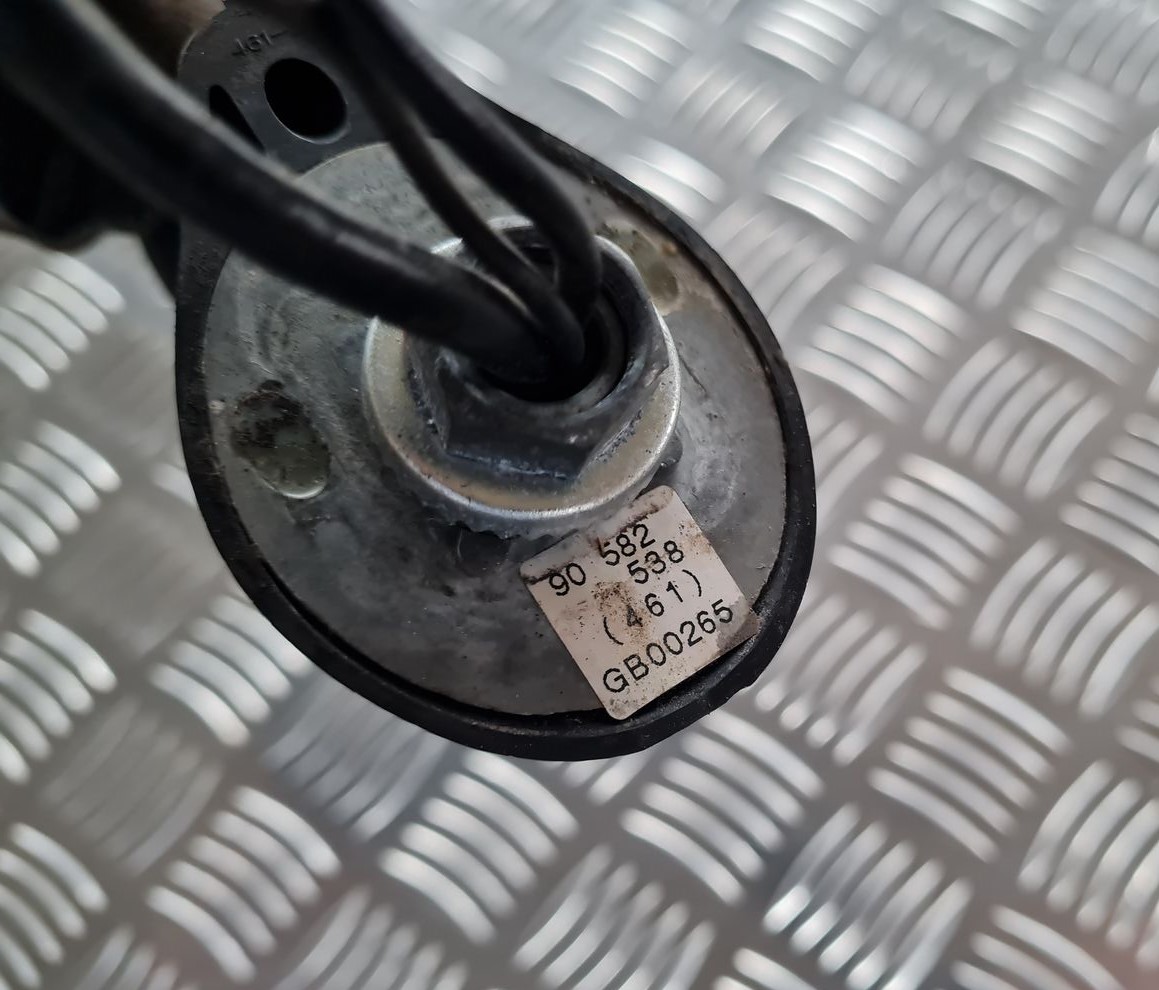 Jumta antena priekš OPEL ZAFIRA 1999 3 Jumta antena priekš OPEL ZAFIRA 1999