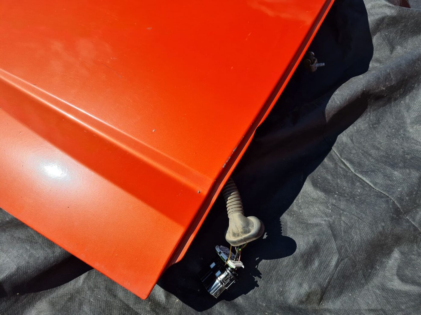 Aizmugurējās labās durvis priekš FORD C-MAX 2011 5 Aizmugurējās labās durvis priekš FORD C-MAX 2011