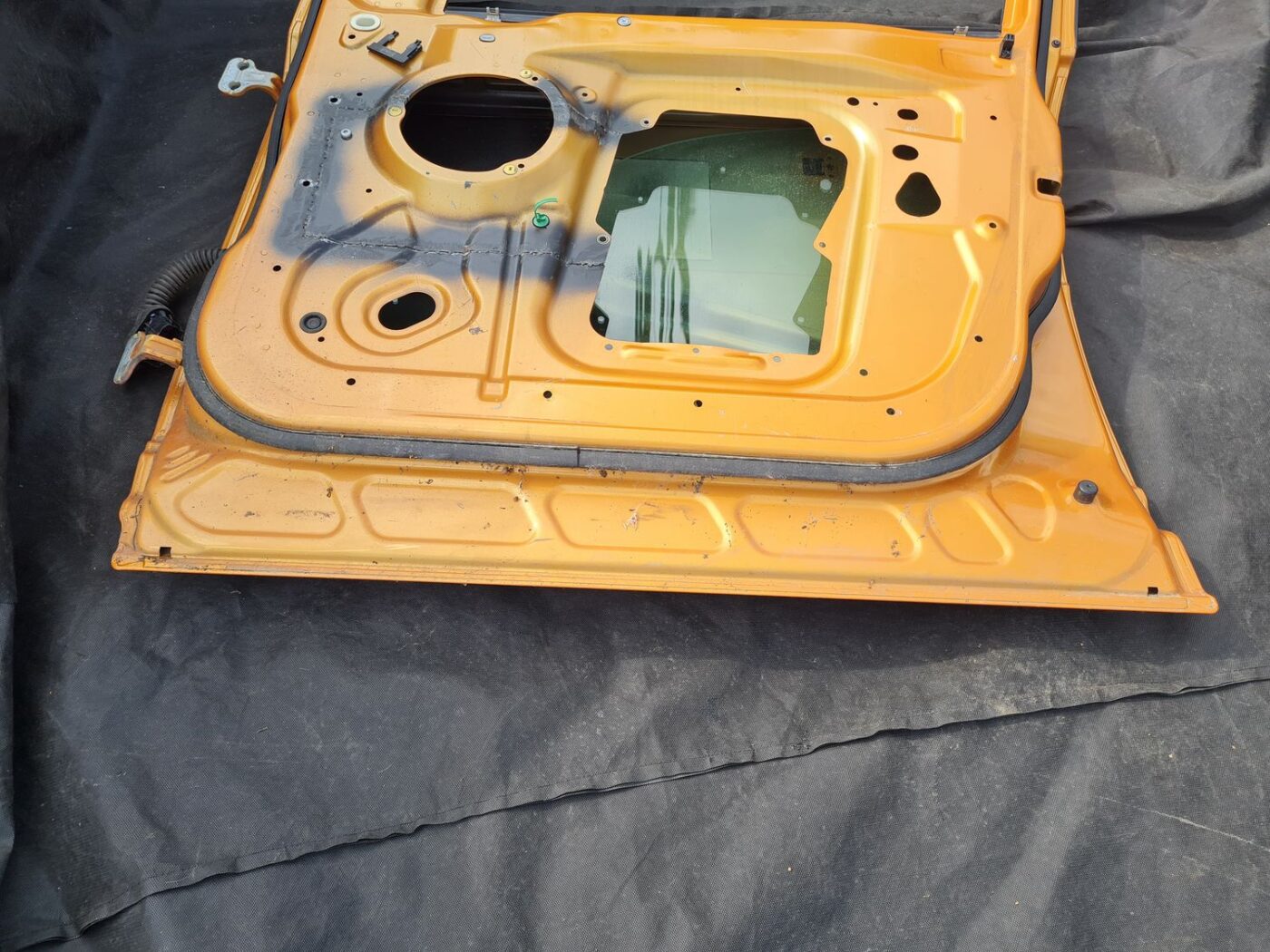 Priekšējās labās durvis priekš LAND ROVER FREELANDER 2007