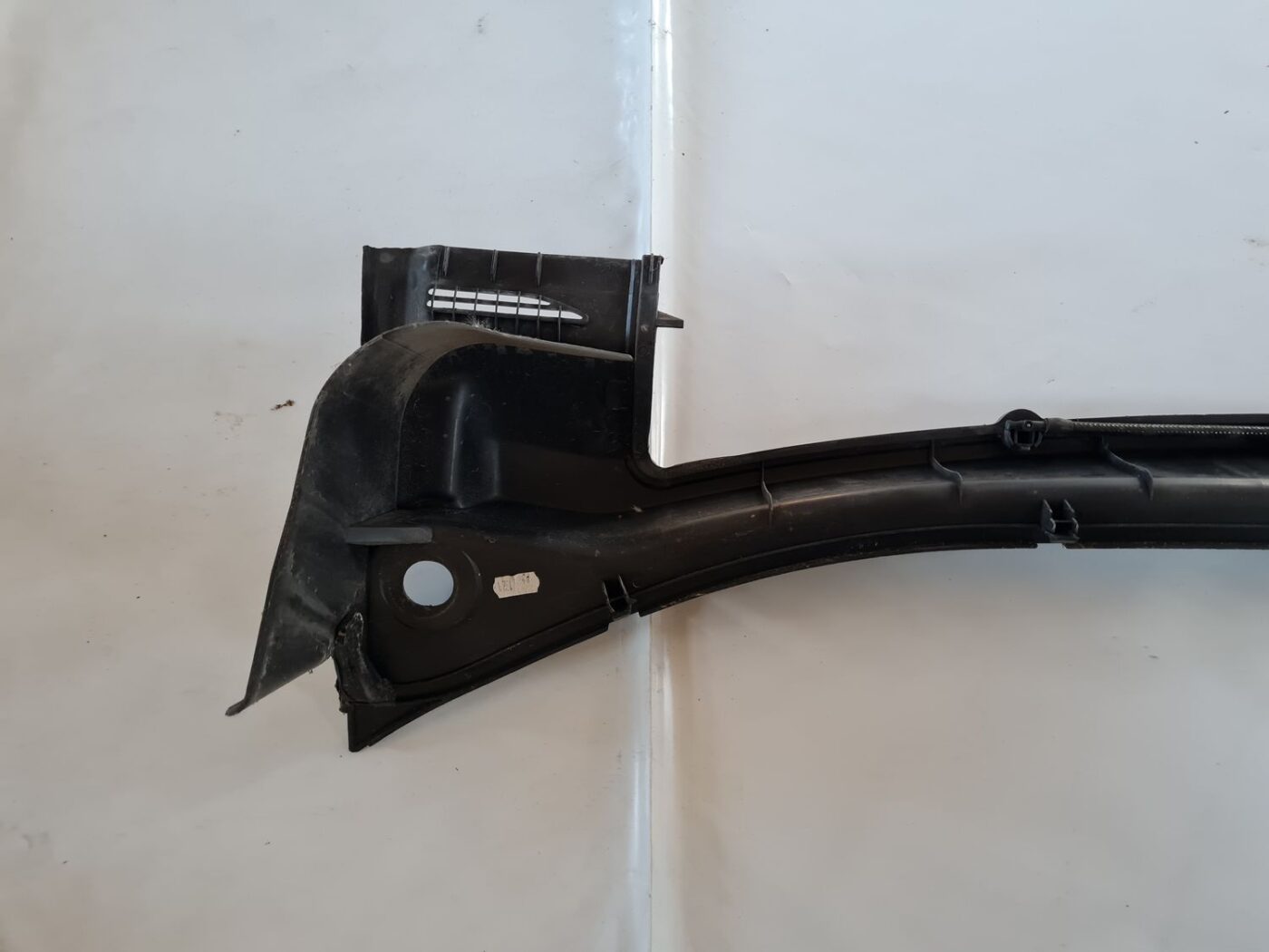 Vējstikla uzlikas (deflektora) režģis priekš OPEL ZAFIRA 1999