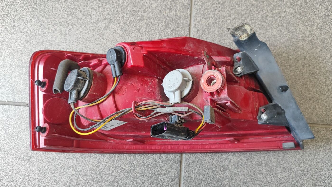 Aizmugurējais labais lukturis priekš AUDI A5 2008 6 Aizmugurējais labais lukturis priekš AUDI A5 2008