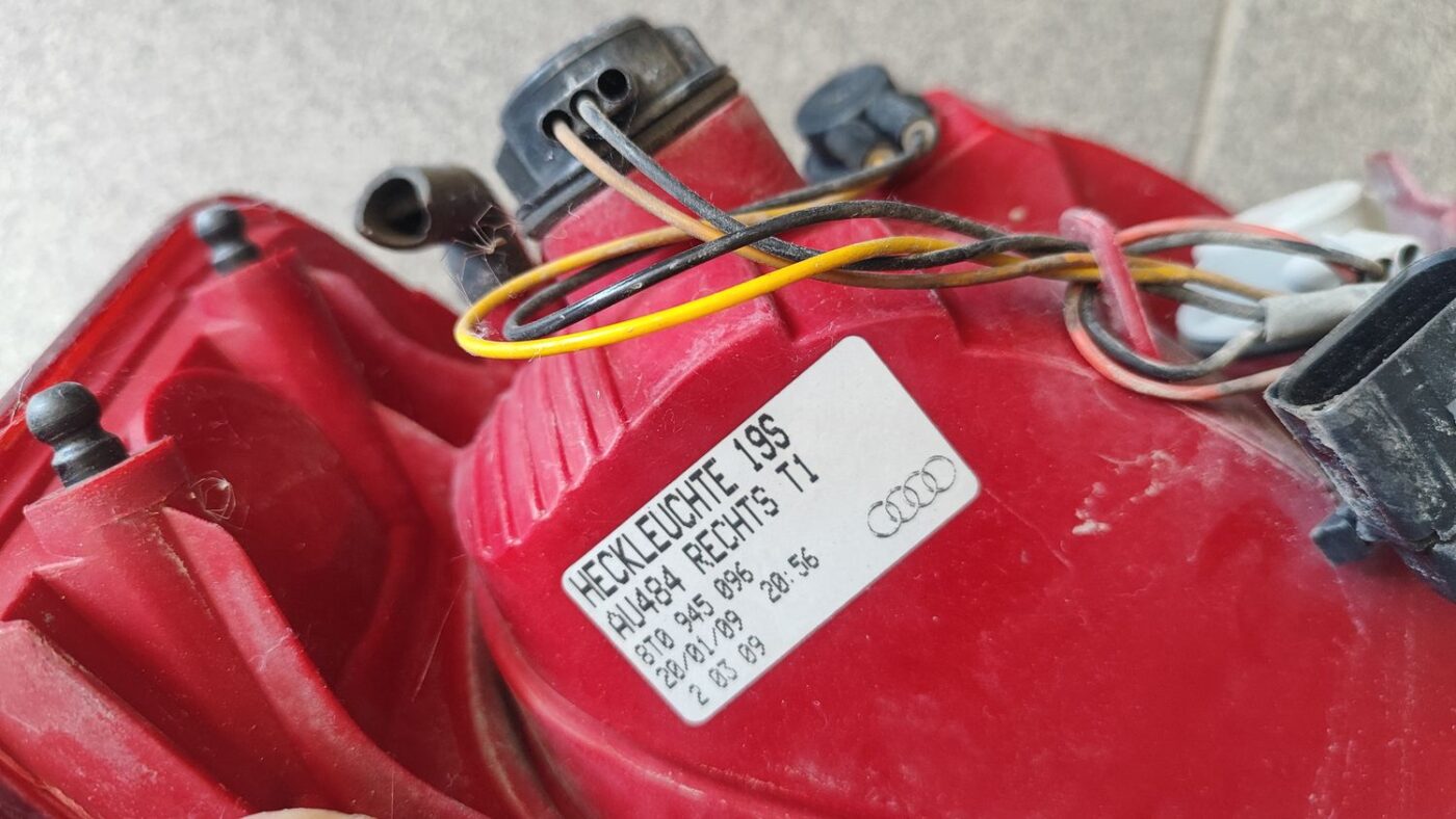 Aizmugurējais labais lukturis priekš AUDI A5 2008 4 Aizmugurējais labais lukturis priekš AUDI A5 2008