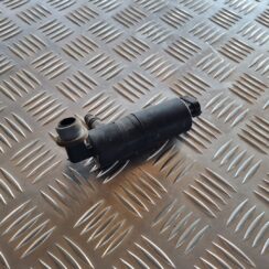 Mazgātāja šķidruma sūknis priekš TOYOTA AVENSIS 2007