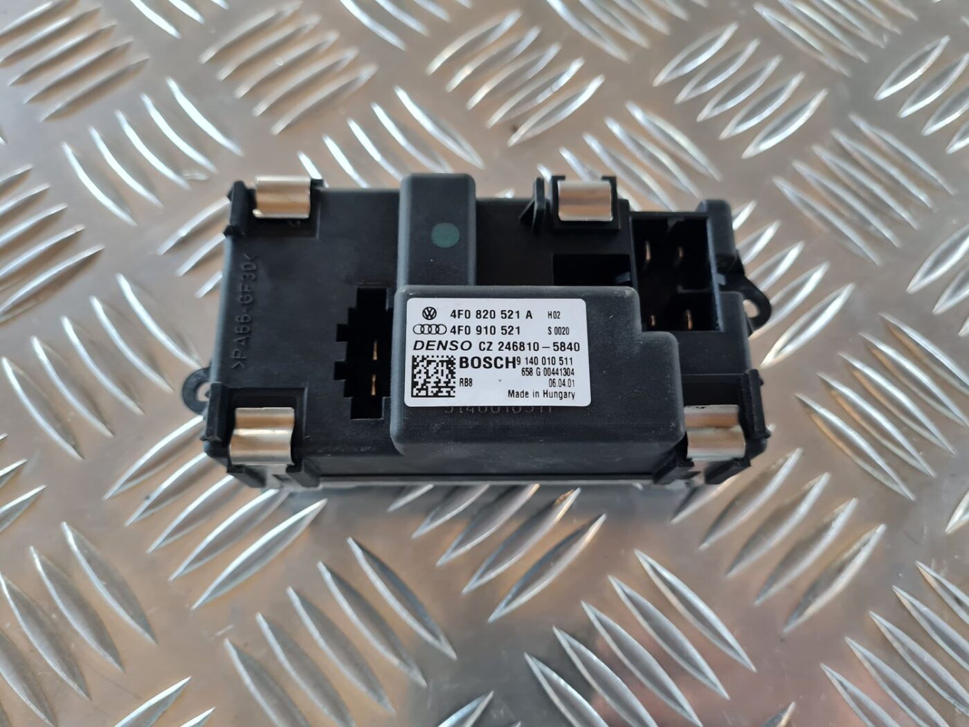 Salona ventilatora rezistors priekš AUDI A6 AVANT 2006 S-LINE 2 Salona ventilatora rezistors priekš AUDI A6 AVANT 2006 S-LINE