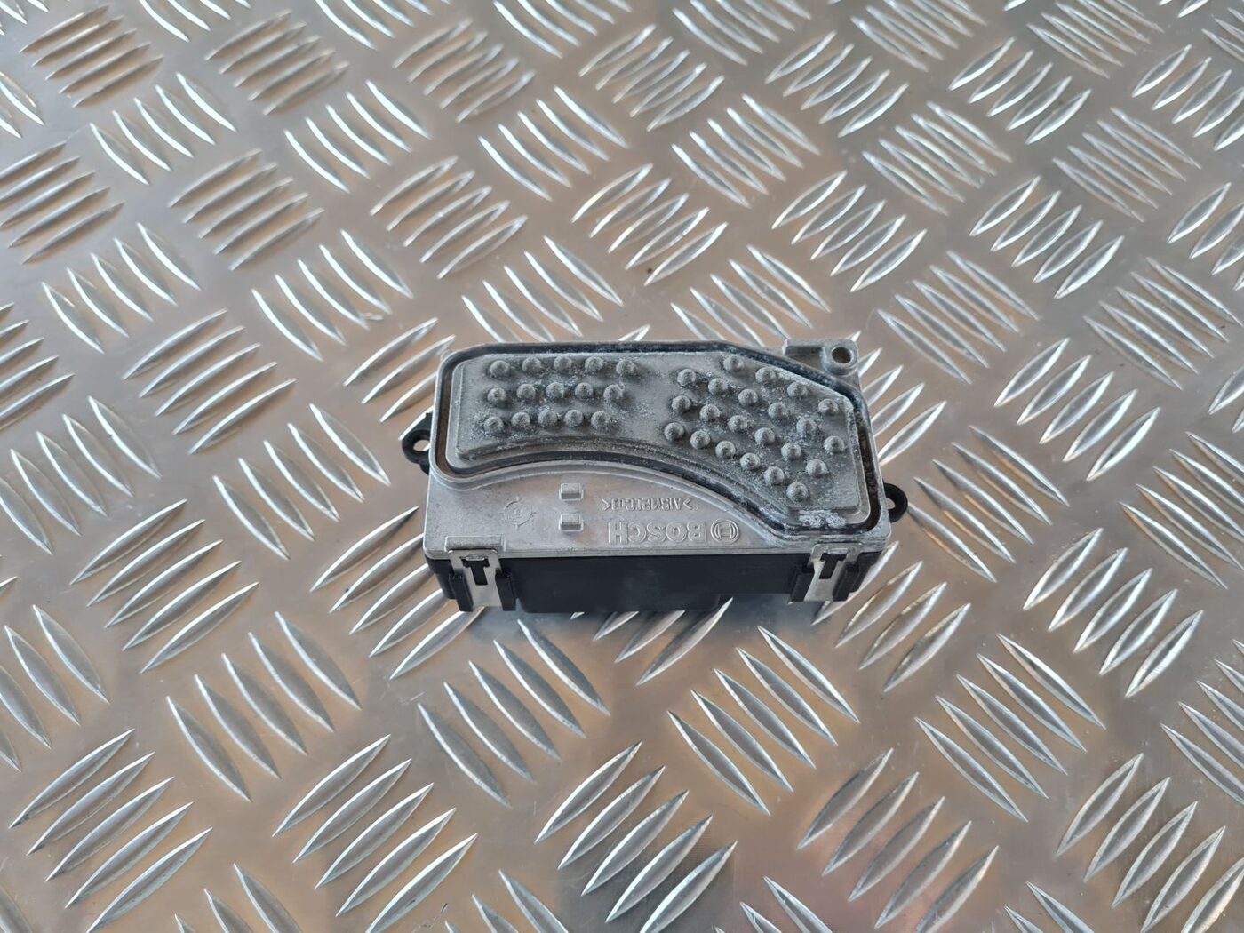 Salona ventilatora rezistors priekš AUDI A6 AVANT 2006 S-LINE 3 Salona ventilatora rezistors priekš AUDI A6 AVANT 2006 S-LINE