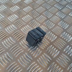 Mērinstrumentu paneļa pārslēgšanas pogas priekš AUDI A6 AVANT 2006 S-LINE