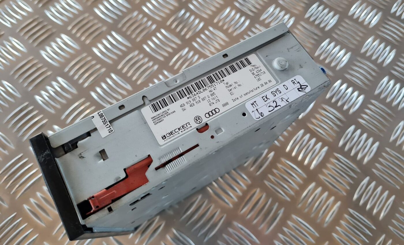 CD/DVD/Navigācijas bloks priekš AUDI A6 AVANT 2006 S-LINE 4 CD/DVD/Navigācijas bloks priekš AUDI A6 AVANT 2006 S-LINE