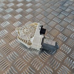 Elektrisko stiklu motors priekš AUDI A6 AVANT 2006 S-LINE