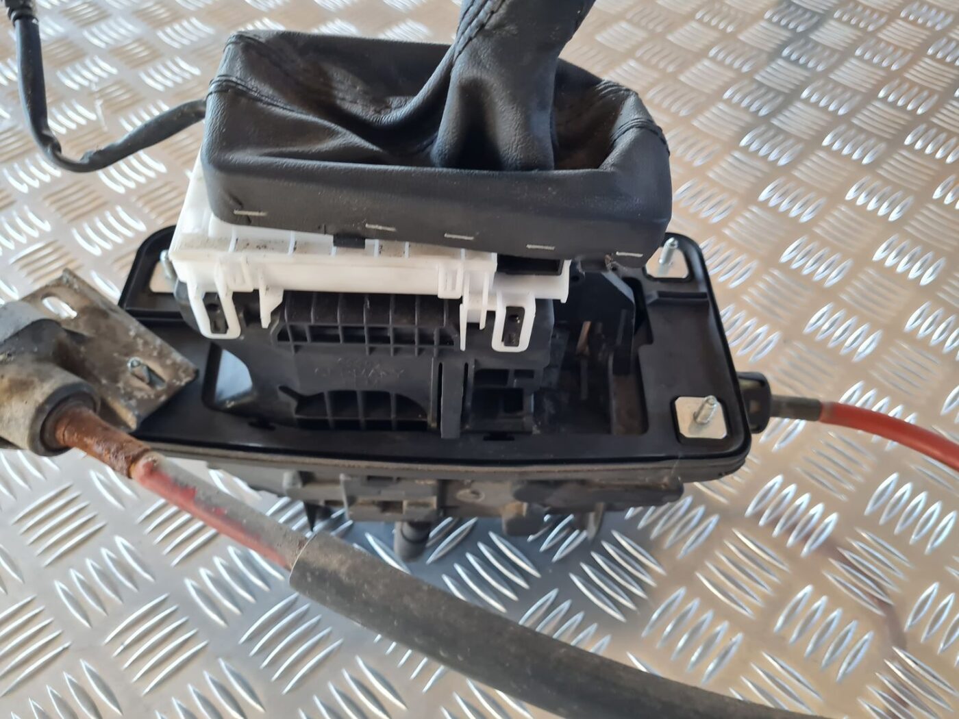 Ātrumu pārslēgšanas slēdzis priekš AUDI A6 AVANT 2006 S-LINE