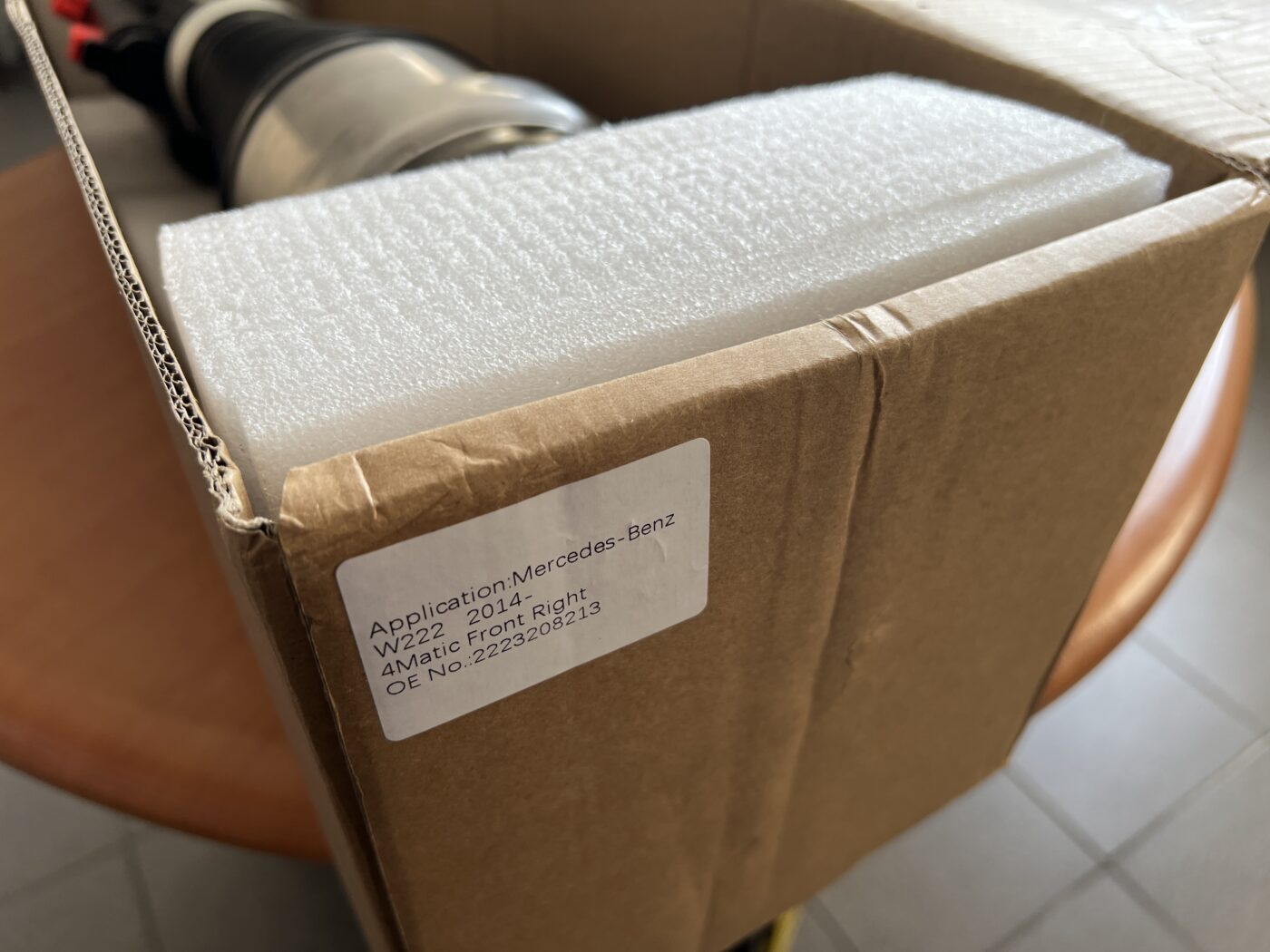 Pneimoatsperes statnis priekšējais priekš MERCEDES W222