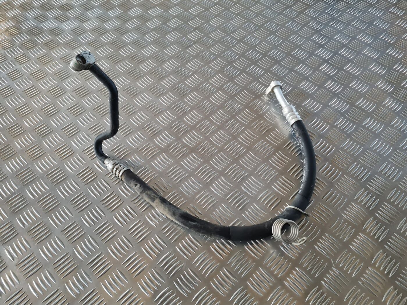 Gaisa kondicioniera caurule priekš AUDI A4 2000 AVANT