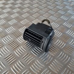 Mērinstrumentu paneļa gaisa vads, pa kreisi priekš AUDI A4 2000 AVANT