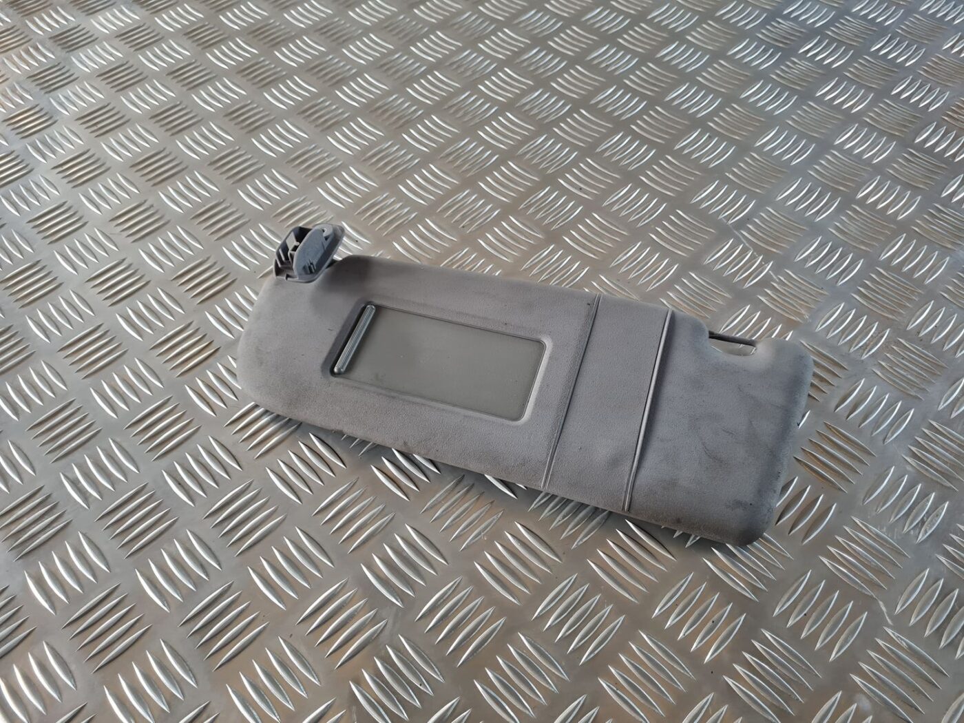 Saules aizsargs priekš AUDI A4 2000 AVANT 1 Saules aizsargs priekš AUDI A4 2000 AVANT