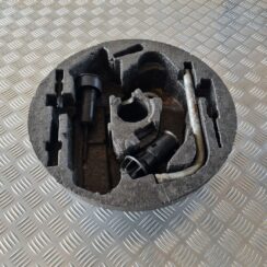 Instrumentu komplekts priekš AUDI A4 2000 AVANT