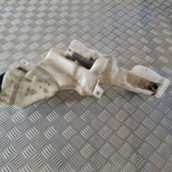 Mazgātāja šķidruma tvertne priekš AUDI A4 2000 AVANT