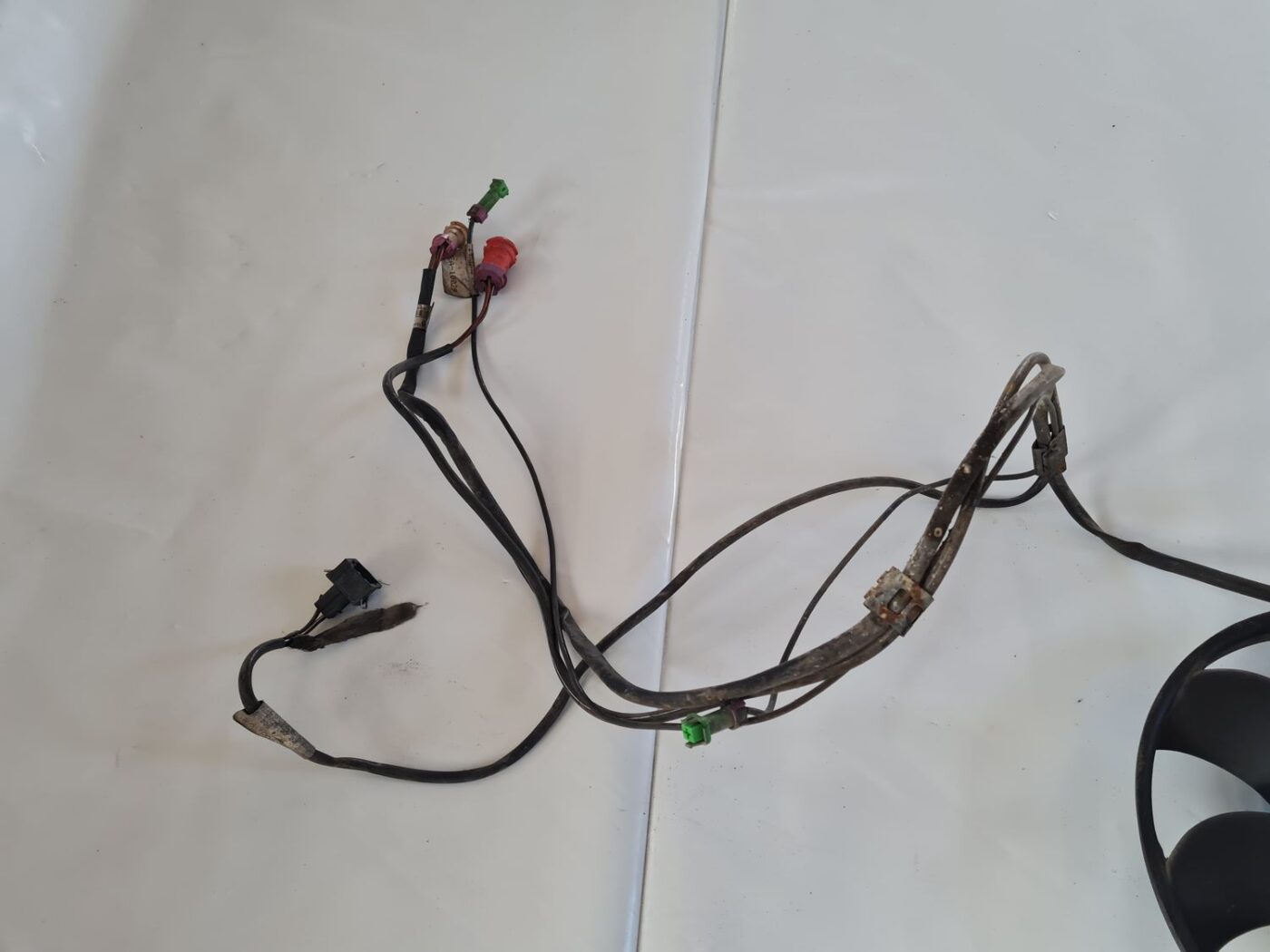 Dzesēšanas radiatora ventilators priekš AUDI A4 2000 AVANT 4 Dzesēšanas radiatora ventilators priekš AUDI A4 2000 AVANT