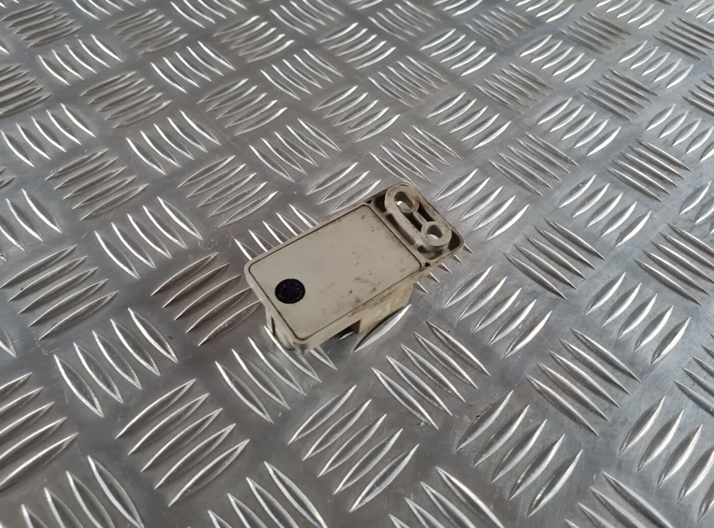 Lukturu mazgātāja relejs priekš TOYOTA AVENSIS 2007 3 Lukturu mazgātāja relejs priekš TOYOTA AVENSIS 2007