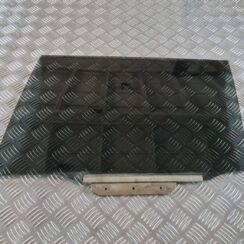 Aizmugurējo kreiso durvju stikls priekš TOYOTA AVENSIS 2007