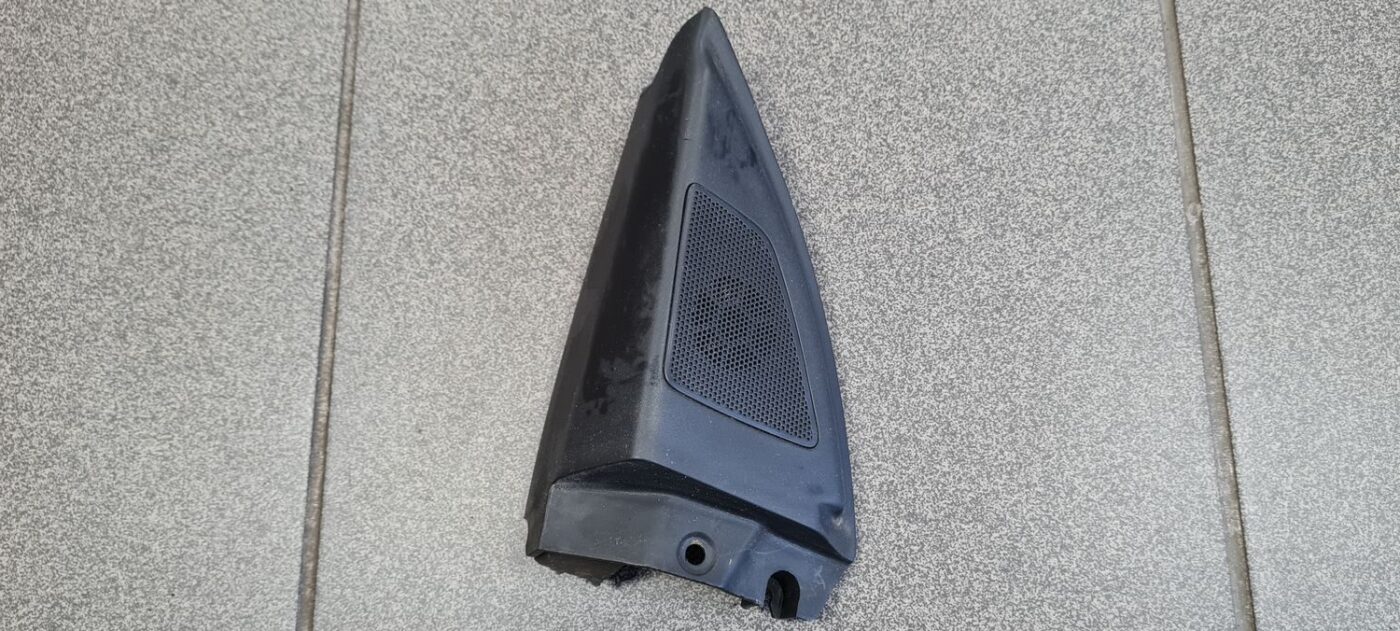 Durvju spoguļa apdares uzlika salonā (ar skaļruni) priekš OPEL VECTRA C 2006