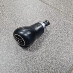 Pārnesumu pārslēgšanas kloķa uzgalis priekš AUDI A6 AVANT 2006