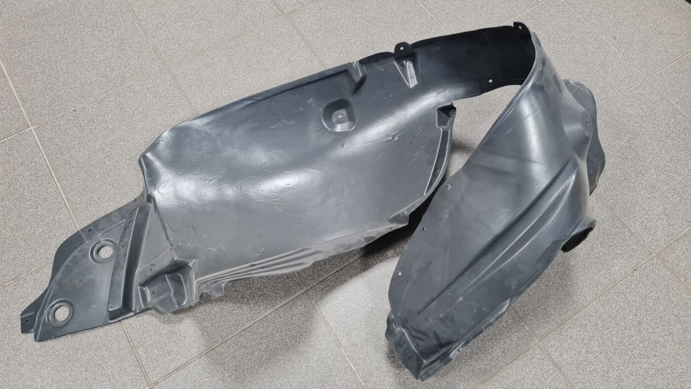 Priekšējais kreisais paspārns priekš Nissan Note (E11) 2006-2012 2 Priekšējais kreisais paspārns priekš Nissan Note (E11) 2006-2012