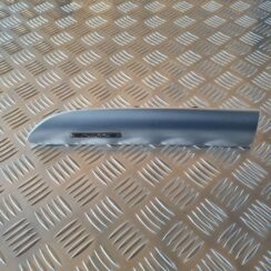 Mērinstrumentu paneļa dekoratīvā uzlika priekš AUDI A6 2008