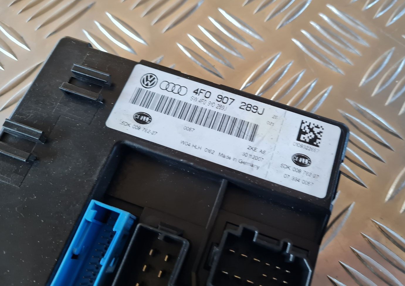 Komforta vadības bloks priekš AUDI A6 2008 2 Komforta vadības bloks priekš AUDI A6 2008