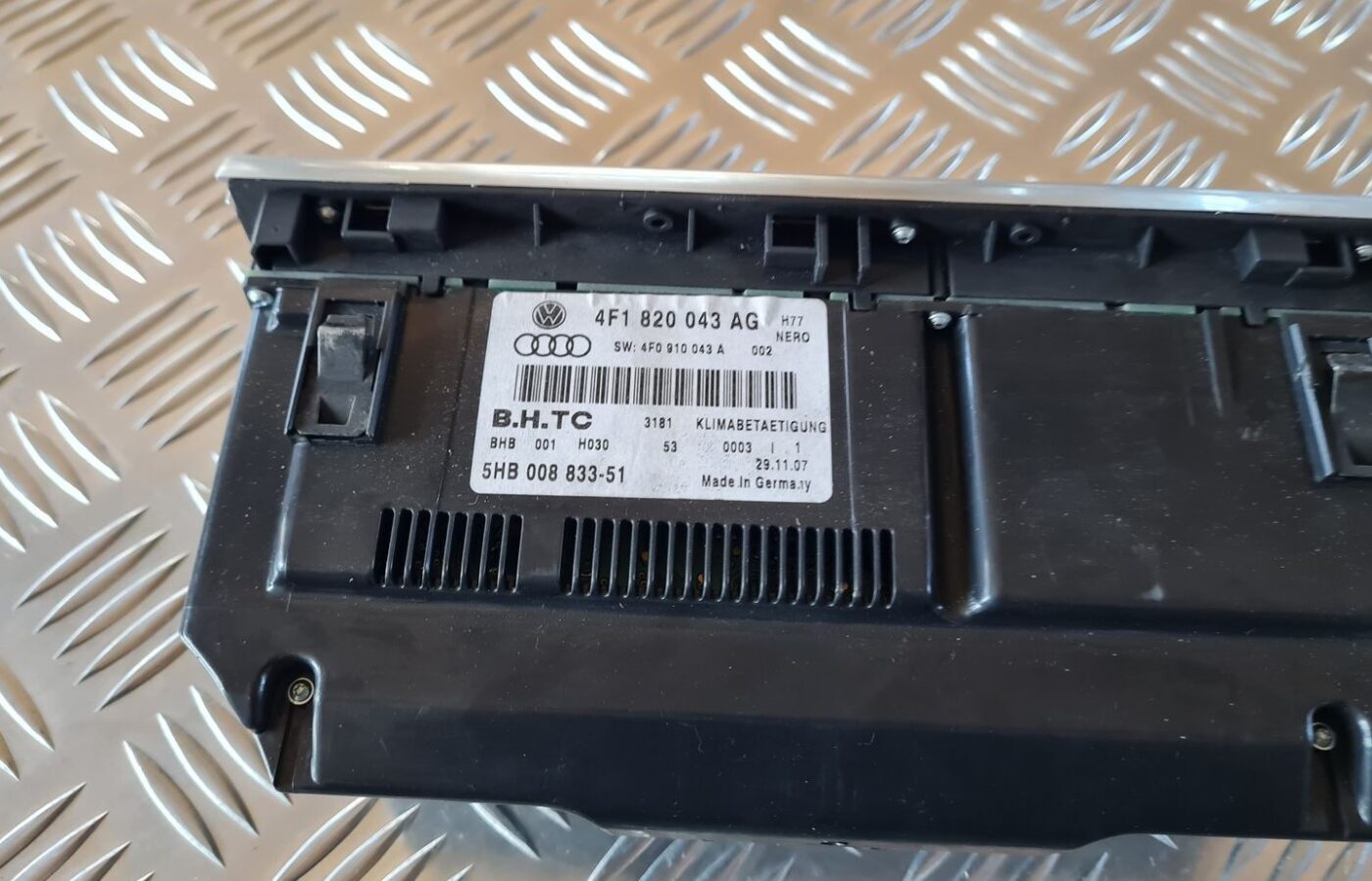 Klimata kontroles bloks priekš AUDI A6 2008 4 Klimata kontroles bloks priekš AUDI A6 2008