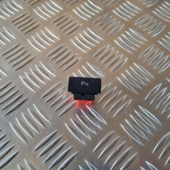 Parkošanās devēju poga priekš AUDI A6 2008