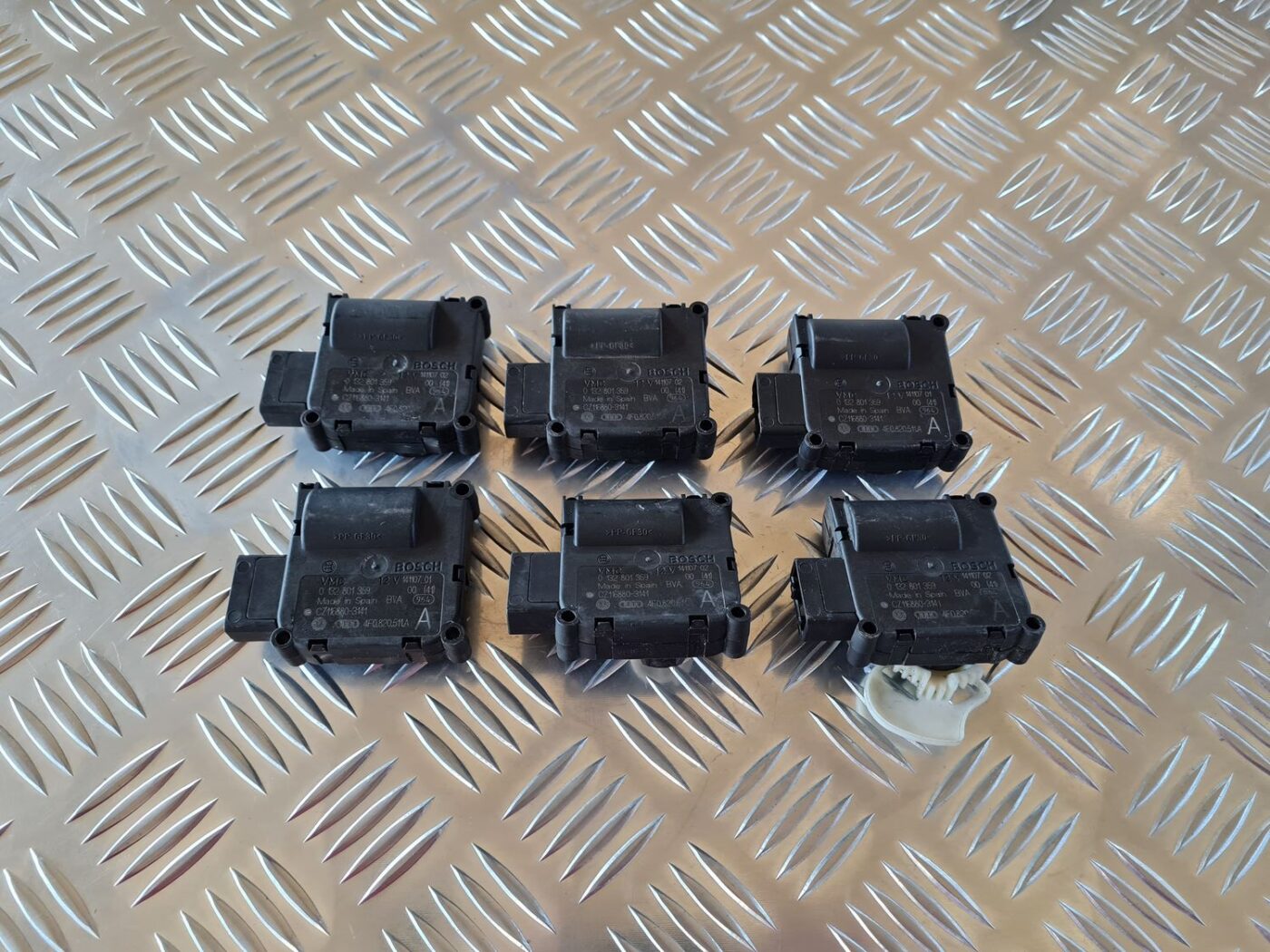 Apsildes sistēmas aktuators priekš AUDI A6 2008