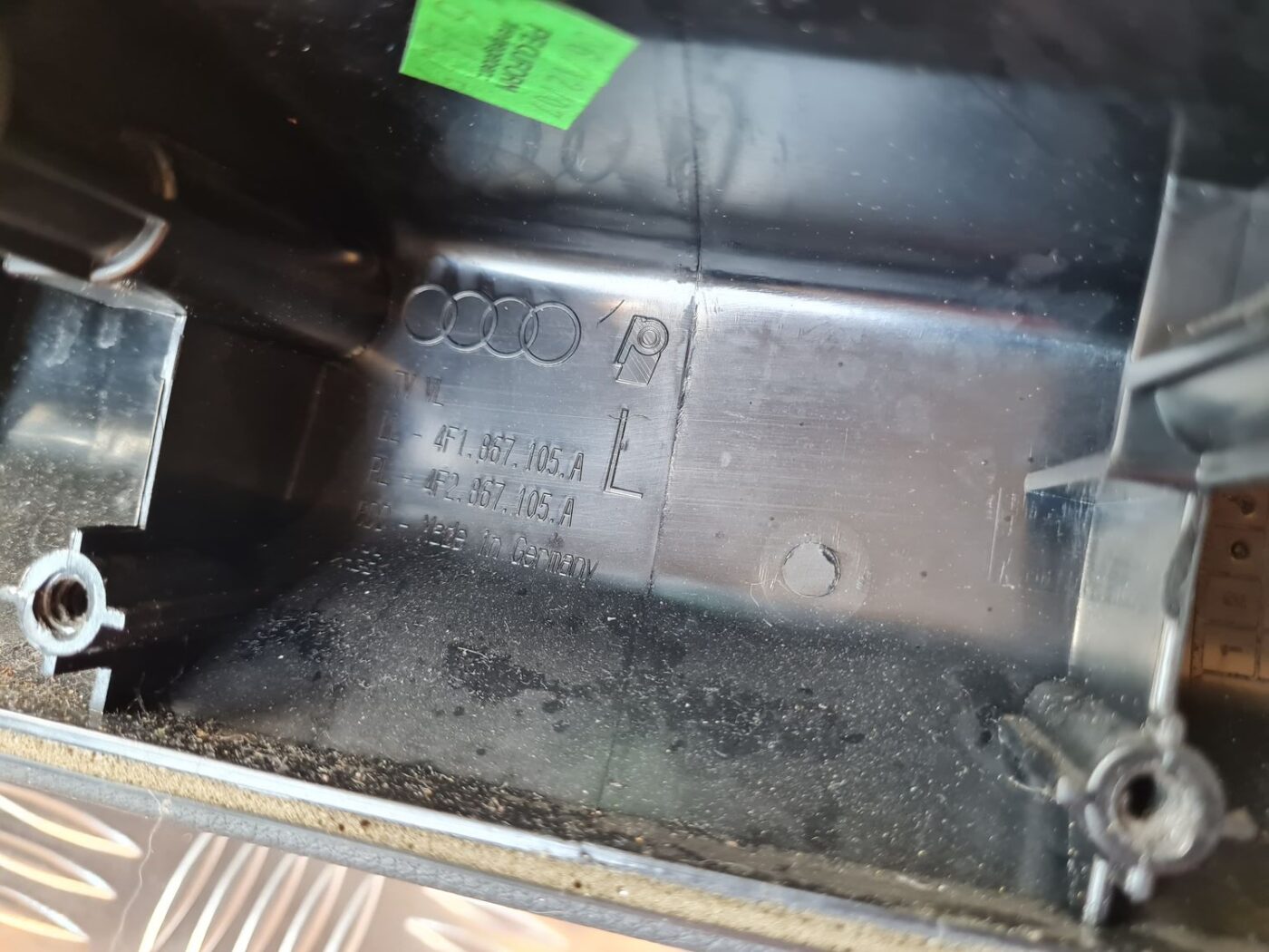 Priekšējo kreiso durvju apdare priekš AUDI A6 2008