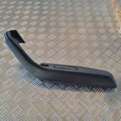 Aizmugurējo labo durvju apdare priekš AUDI A6 2008