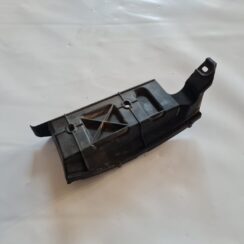 Aizmugurēja bufera kronšteins priekš AUDI A6 2008