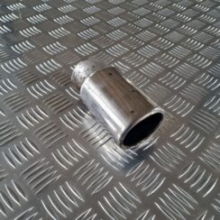 Izpūtēja caurules gals priekš VOLVO V70 2006