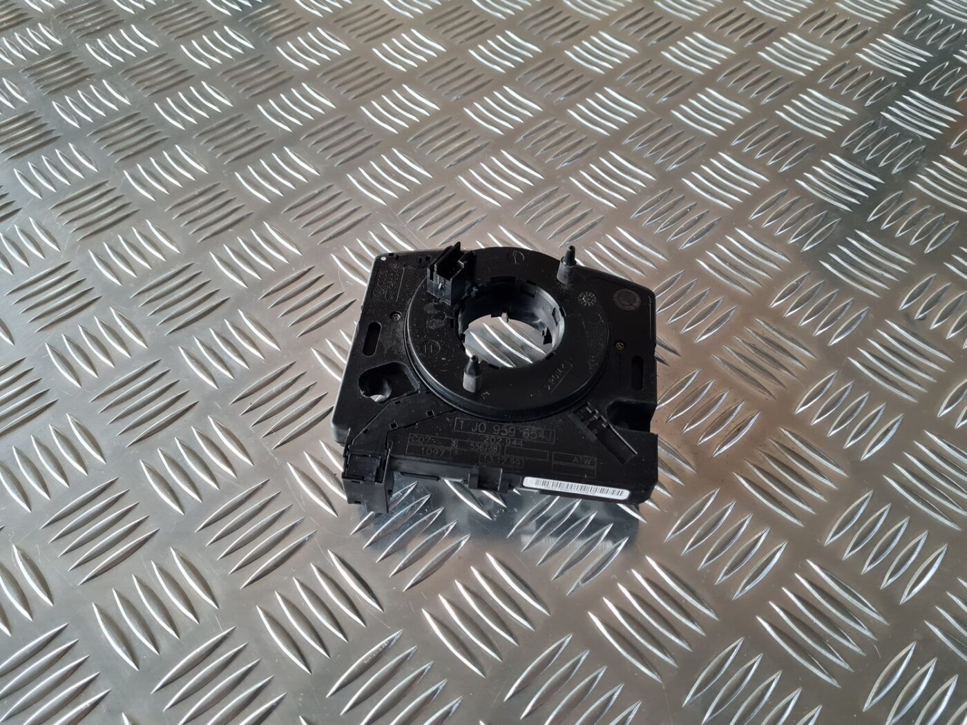 Drošības spilvena slīdgredzens priekš VW GOLF IV 1999