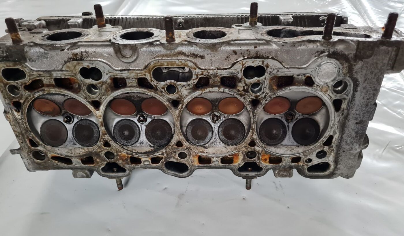 Dzinēja cilindra galva priekš Mitsubishi Outlander 2001-2007 2.4 118KW