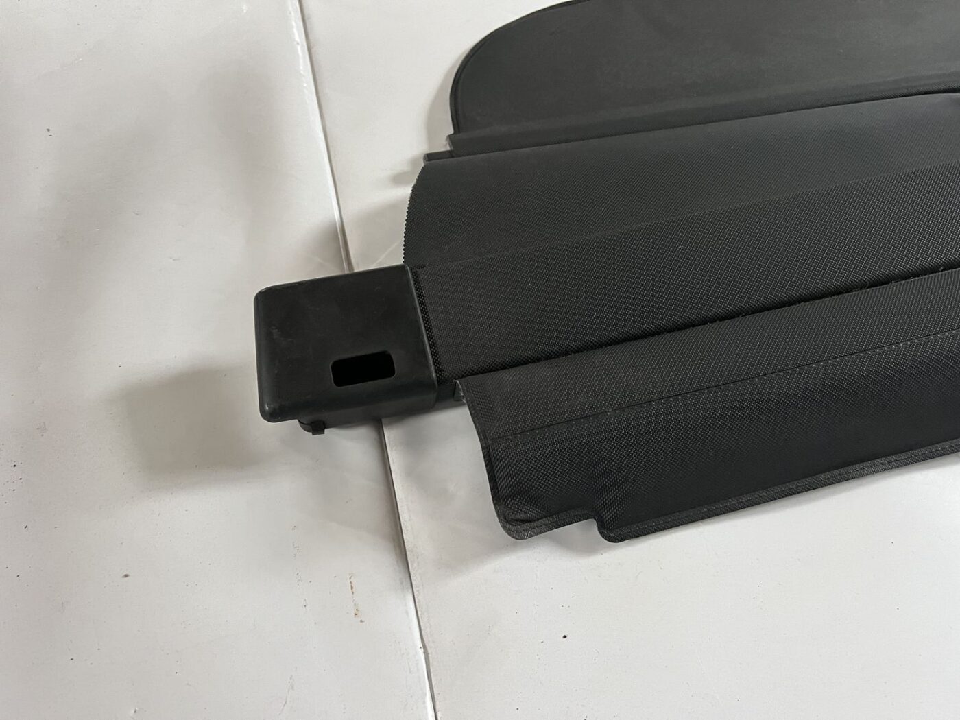 Bagāžnieka žalūzija priekš AUDI A4 2000 AVANT 2 Bagāžnieka žalūzija priekš AUDI A4 2000 AVANT