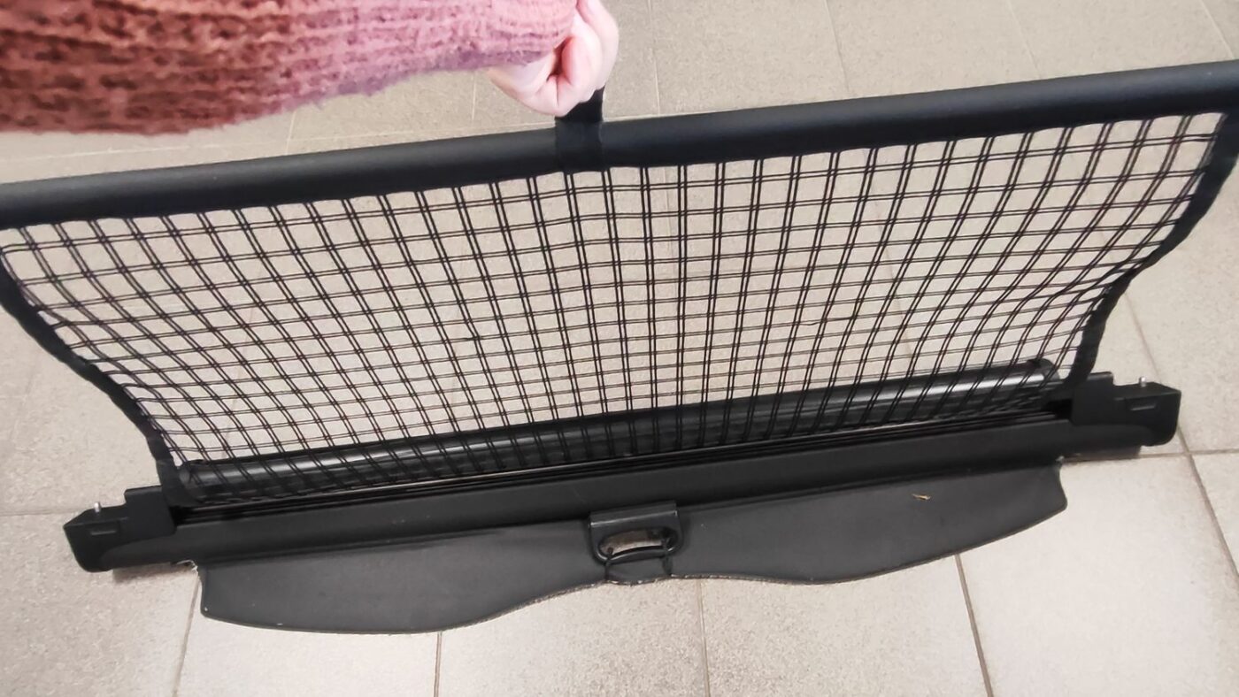 Bagāžnieka žalūzija priekš BMW 320D E46 2004 TOURING 9 Bagāžnieka žalūzija priekš BMW 320D E46 2004 TOURING