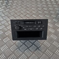 Automašīnas radio priekš OPEL MERIVA 2004