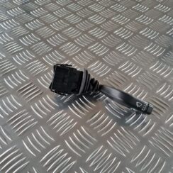 Stikla tīrītāja slēdzis priekš OPEL MERIVA 2004