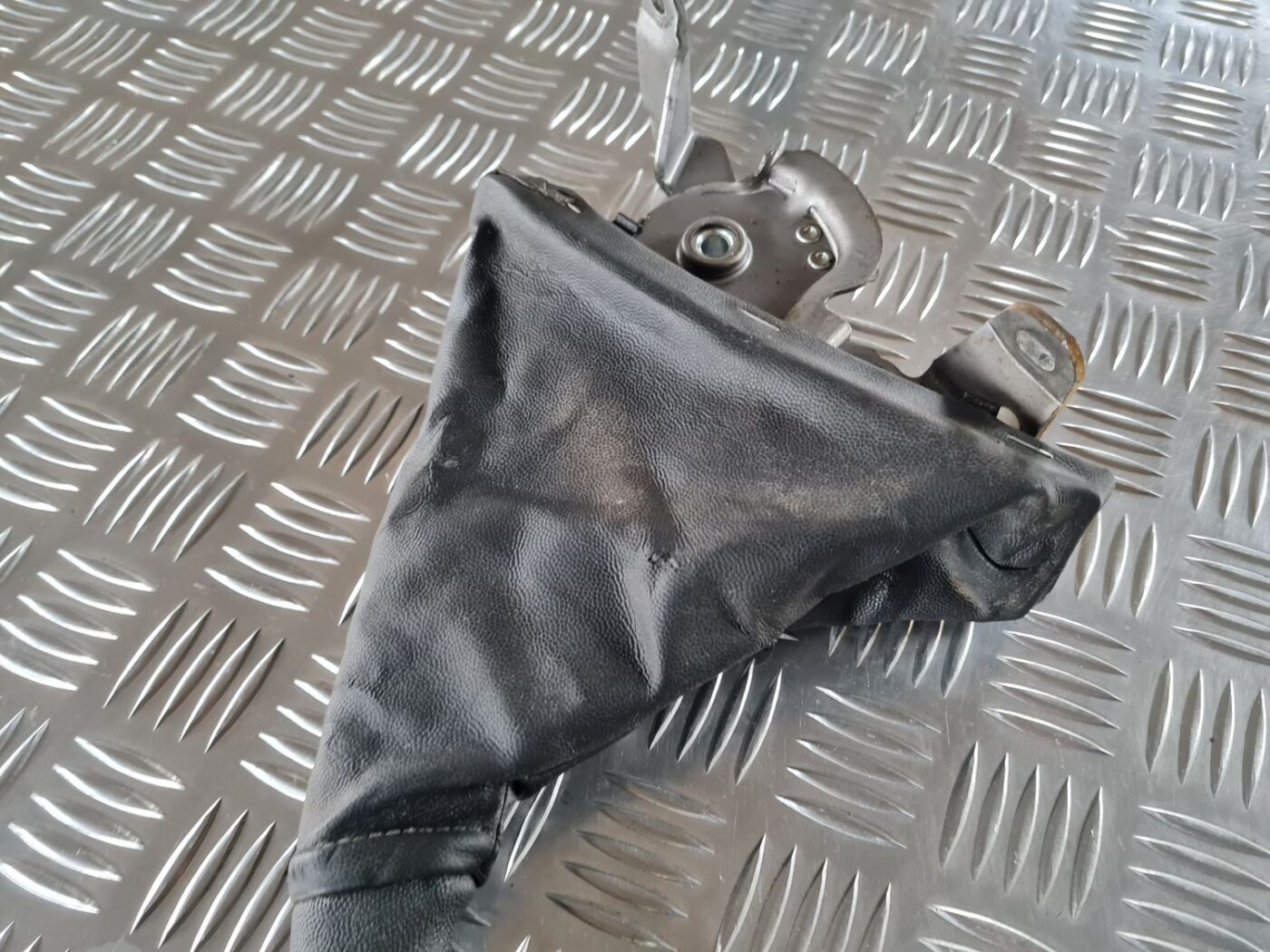 Stāvbremzes svira priekš OPEL MERIVA 2004 2 Stāvbremzes svira priekš OPEL MERIVA 2004