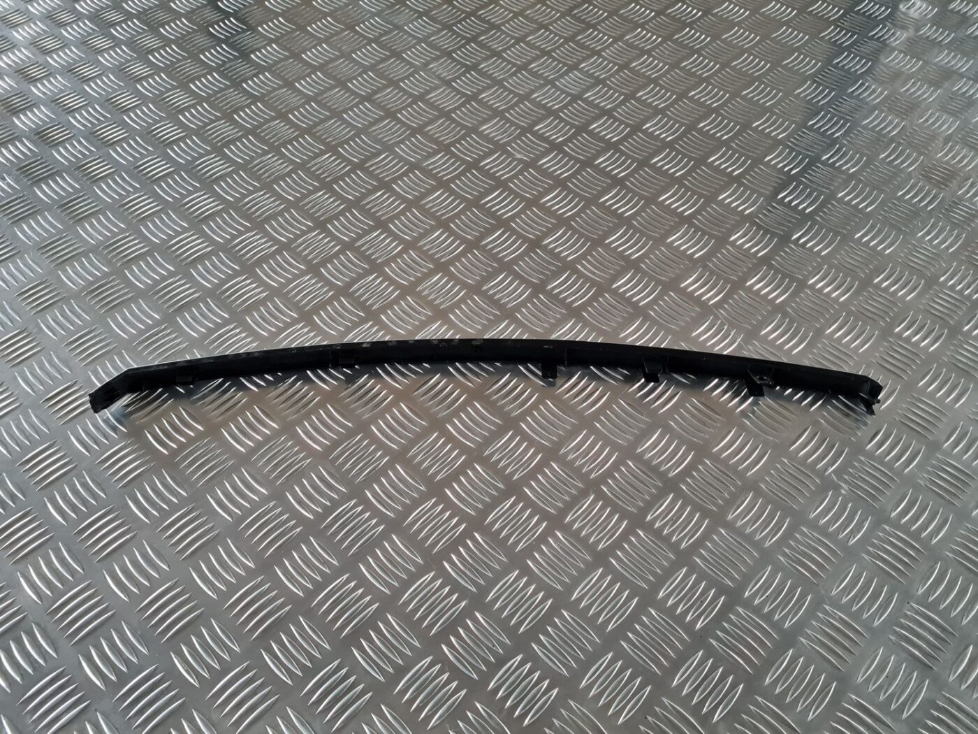 Mērinstrumentu paneļa dekoratīvā uzlika priekš OPEL MERIVA 2004 2 Mērinstrumentu paneļa dekoratīvā uzlika priekš OPEL MERIVA 2004