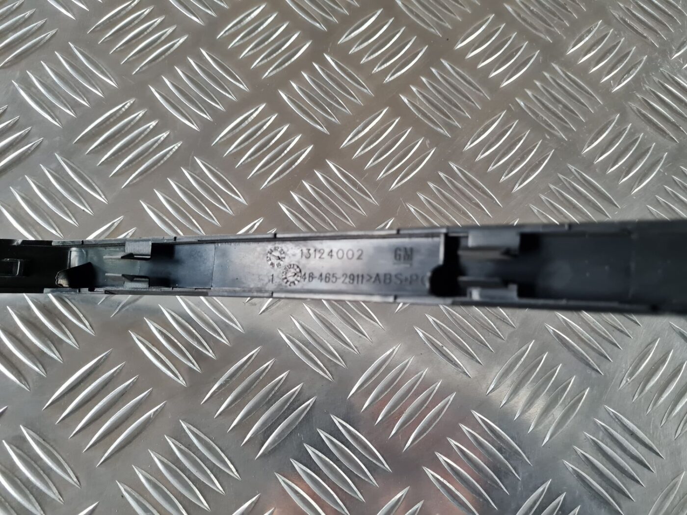 Mērinstrumentu paneļa dekoratīvā uzlika priekš OPEL MERIVA 2004 3 Mērinstrumentu paneļa dekoratīvā uzlika priekš OPEL MERIVA 2004