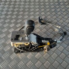 Ātrumu pārslēgšanas slēdzis priekš VOLVO S80 2007 Black