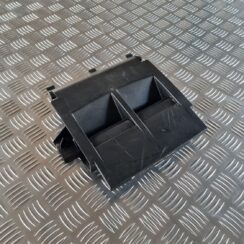 Aizmugurēja sēdekļa atzveltnes plastmasas uzlika priekš VOLVO S80 2007 Black