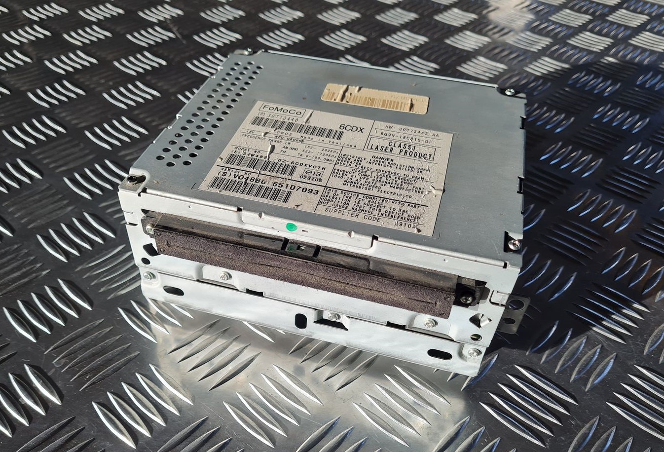 CD/DVD/Navigācijas bloks priekš VOLVO S80 2007 Black 4 CD/DVD/Navigācijas bloks priekš VOLVO S80 2007 Black