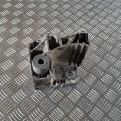 Dzinēja kronšteins priekš VOLVO S80 2007 Black