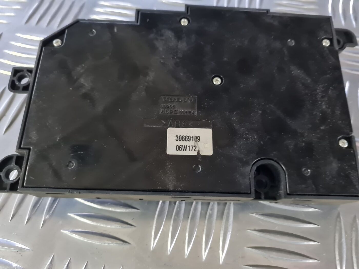 Sēdekļa regulēšanas poga priekš VOLVO S80 2007 Black 3 Sēdekļa regulēšanas poga priekš VOLVO S80 2007 Black