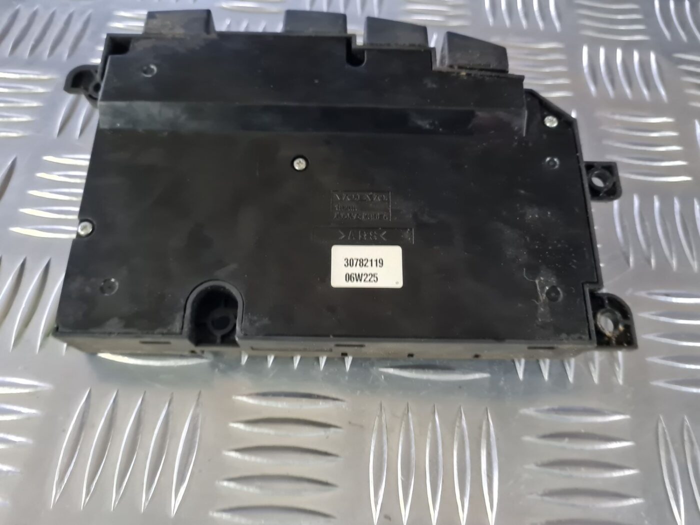 Sēdekļa regulēšanas poga priekš VOLVO S80 2007 Black 3 Sēdekļa regulēšanas poga priekš VOLVO S80 2007 Black