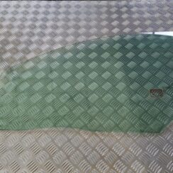 Priekšējo kreiso durvju stikls priekš VOLVO S80 2007 Black